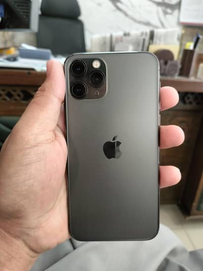 IPHONE 11 PRO