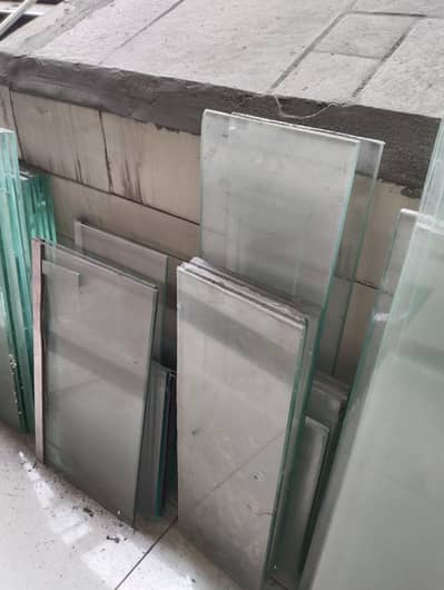 glass shelves. small and  big size. . . 1 fit to 5 fit length