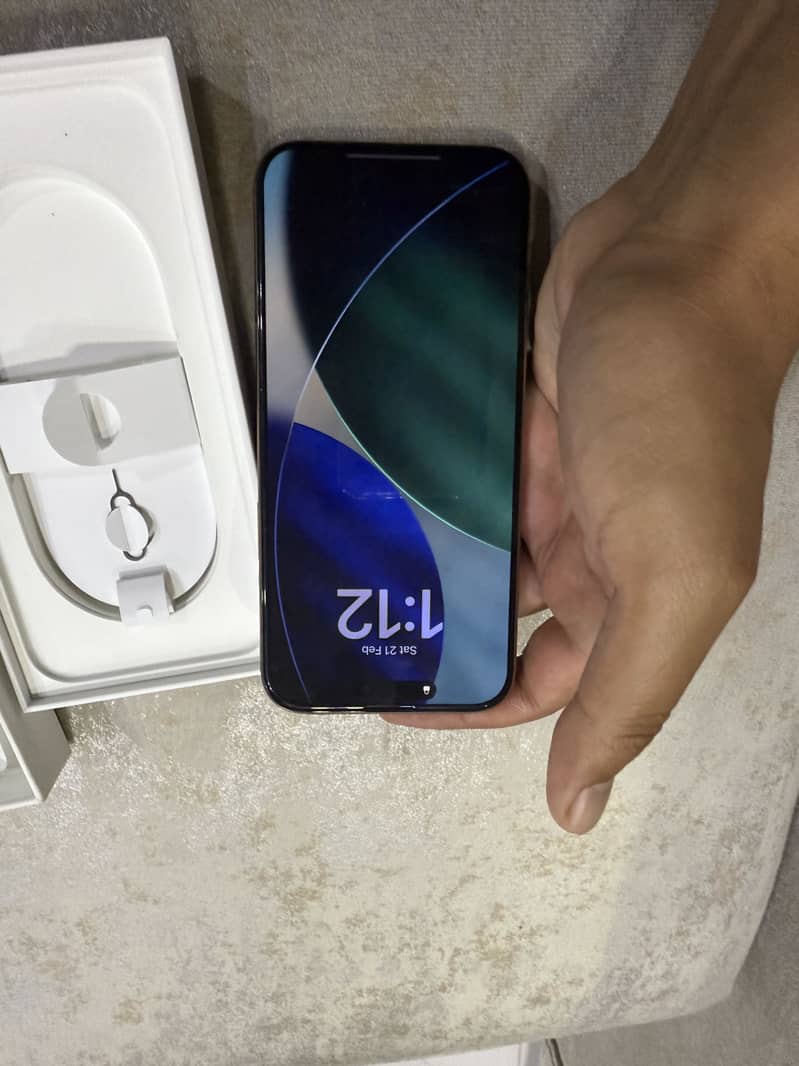 Iphone 16 pro max desert titnum 7