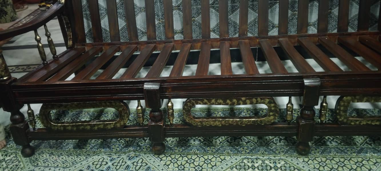 5 seater sofa with table 2