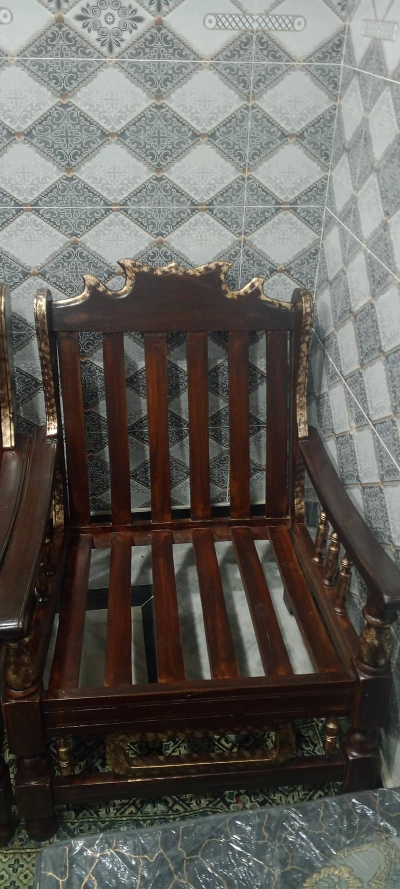 5 seater sofa with table 3