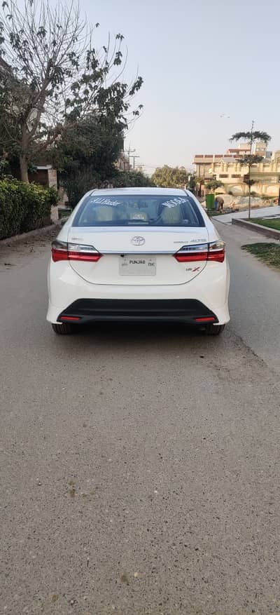 Toyota Corolla Altis 2025