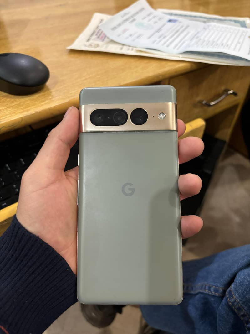 Google pixel 7 pro 0