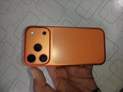 iphone 17 pro 2.56 gb 10 by 10 10 month warrenty