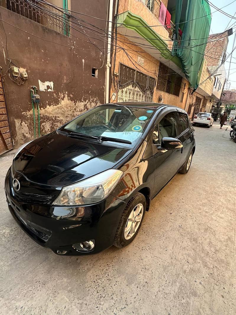 vitz 2011 model 15 0