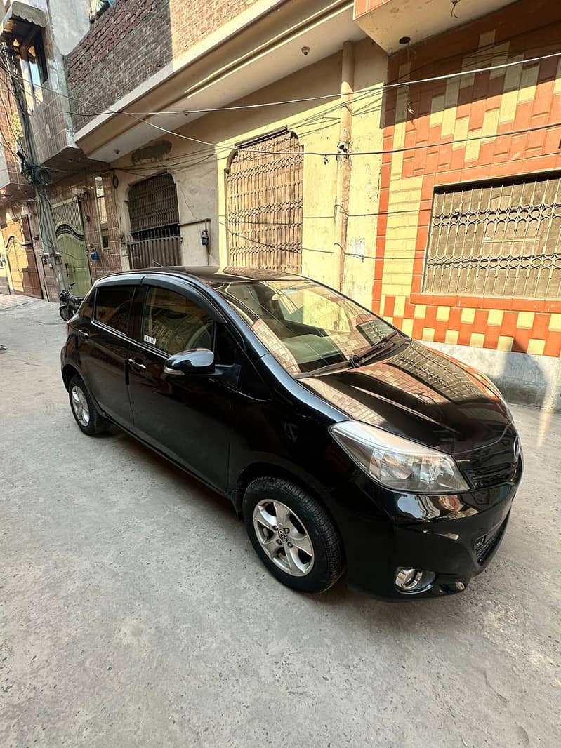 vitz 2011 model 15 1