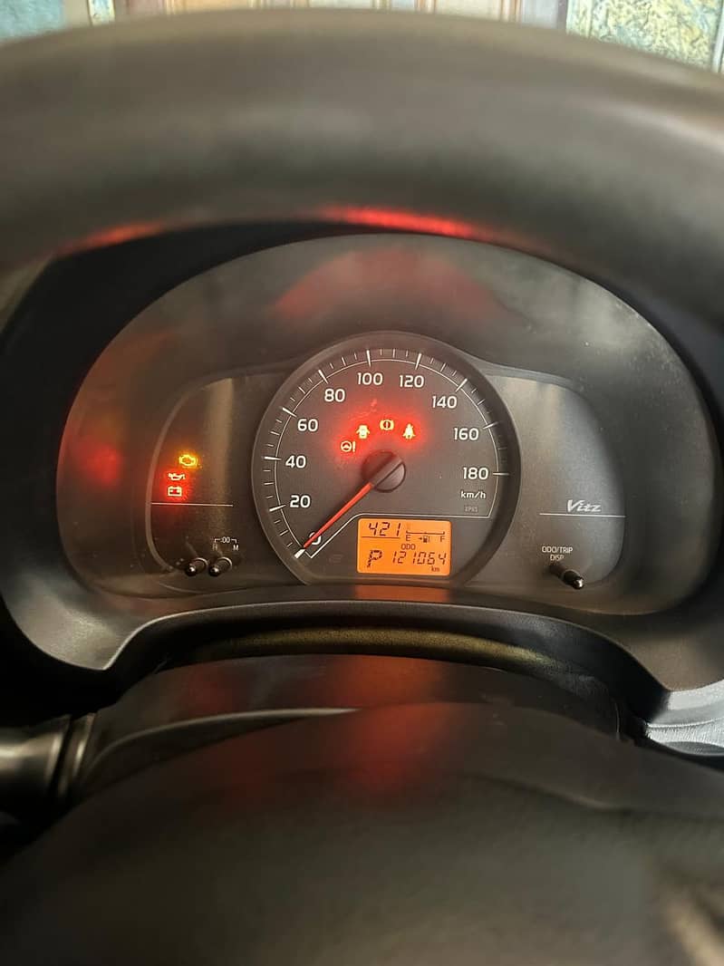 vitz 2011 model 15 11