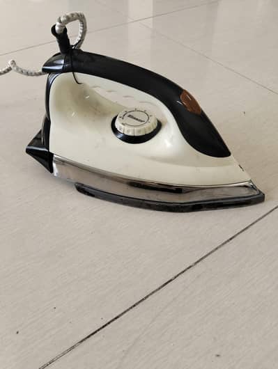 dry iron for sale 0-3-1-1-5-1-3-0-1-7-5