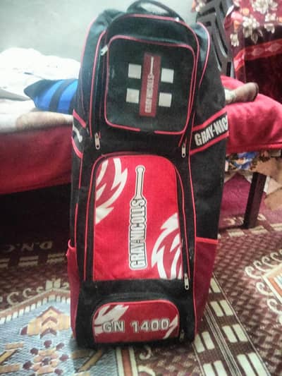 18 year player 2 months used kit for sale