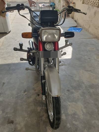 Honda CD70 2017 Model