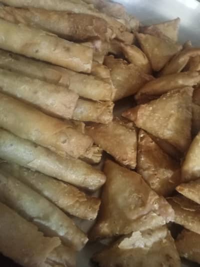 Home made fresh ( samosa roll )