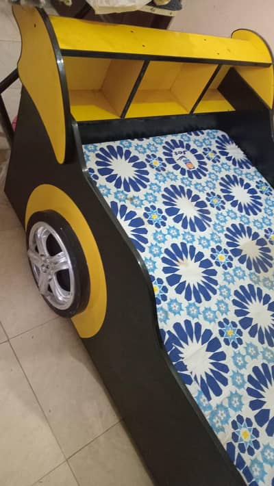kid's bed/bacho ka bed/gari wala