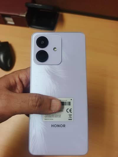 Honor Play 10