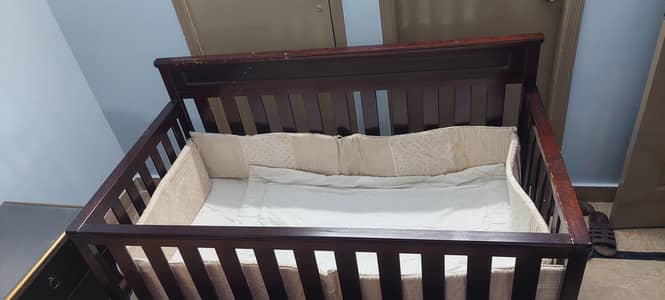 Wooden Baby Cot – Zubaidas Cot – Solid Wood cot – Excellent Condition