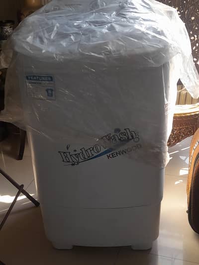 ɓrand new machine never u before with its packaging