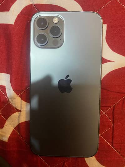 12 pro Sim time available 10by 10 condition