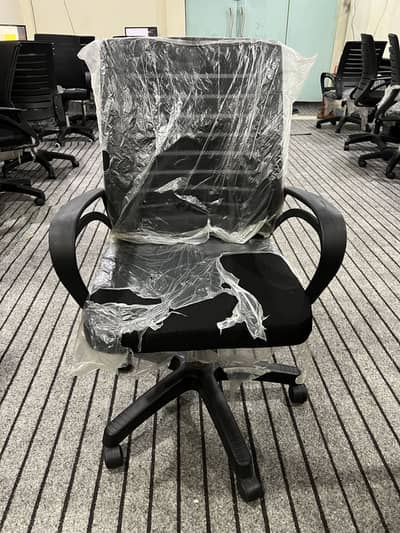 13 Black Hydraulic Office Chairs