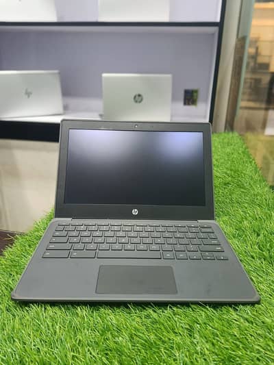 Chromebook 11G8 | 4GB Ram and 32GB Storage | 11.6" HD | 2029 Updates