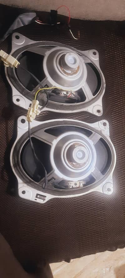 orignal speaker toyota  altis 2010 model for sale