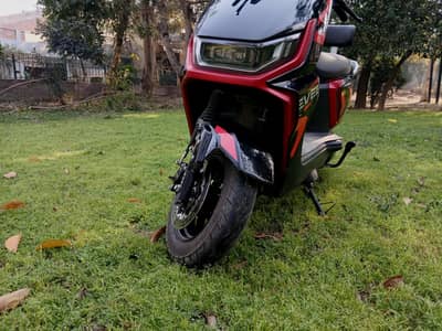 Evee Gen-Z Electric Scooter for Sale in Lahore | Black & Red