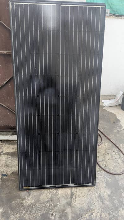 solar panels  12 volt with charge contrller