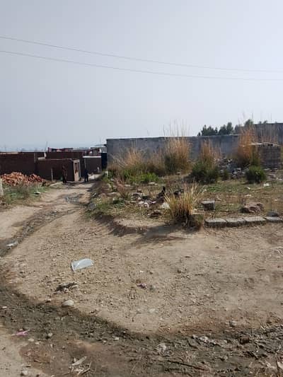 10 marla corner plot for shops