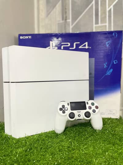 ps4 fat / ps4 slim/ ps4 pro (Jailbreak, online ) available 03114121490