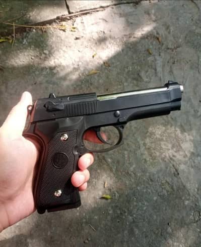 Metal Barrel Toy Gun | Airsoft Pistol | Berreta M9 Black | Aesthetic