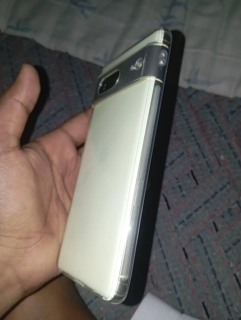 Pixel 7 pristine condition 2