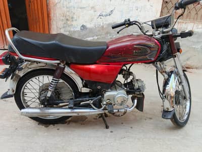 United . 23 Model . whats up 03064166008