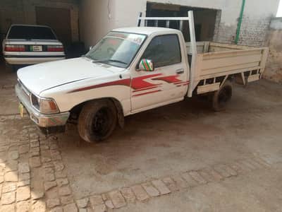 Datsun Pickup with 2L engine and Permit