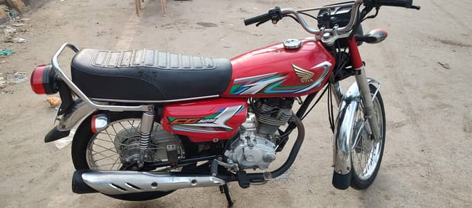 Honda 125 2023 ke dosre month Ki he