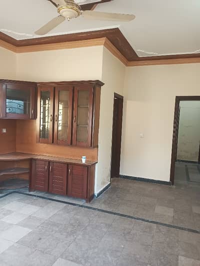 2 bedroom upper portion 6 marla demand 70000