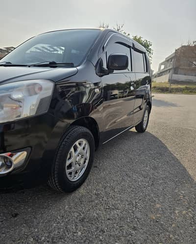 Suzuki Wagon R – Black – Genuine Condition