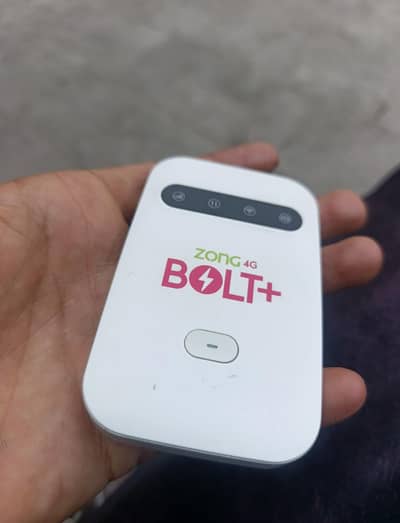 Zong 4G Bolt+ WiFi Device – 10/10 Condition – All SIM Supported
