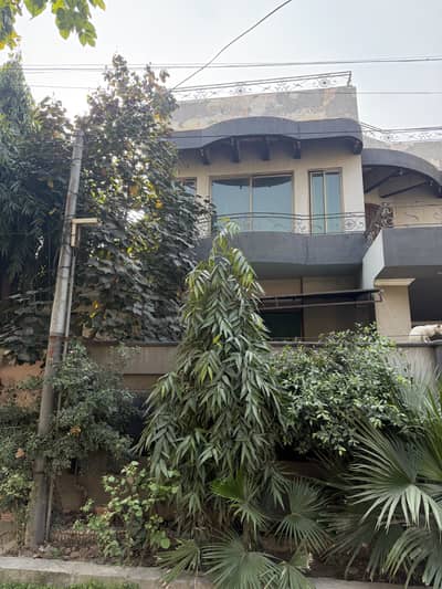 House Is Available For Rent Ideal For Office