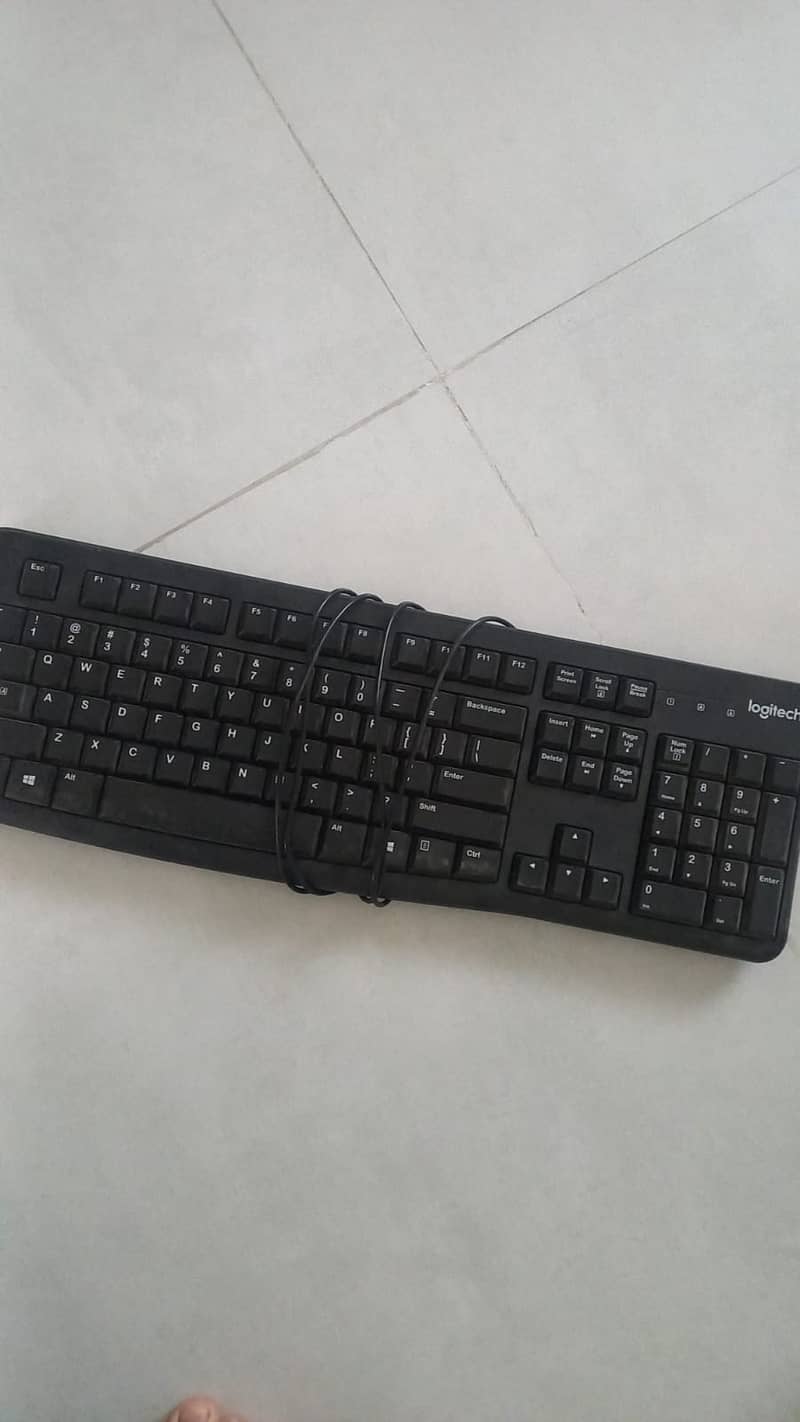 Logitech K120 0