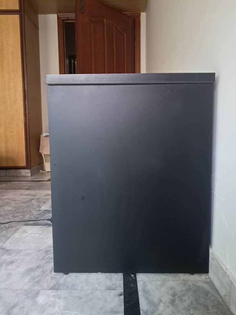 office table/ dressing table 1