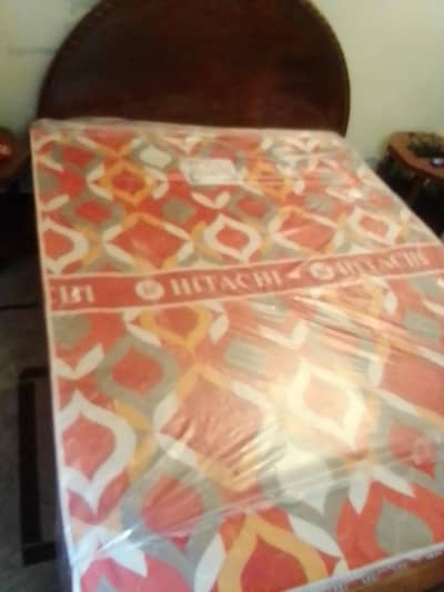 SOLID WOODEN QUEEN SIZE DOUBLE BED WITH NEW MATRESS