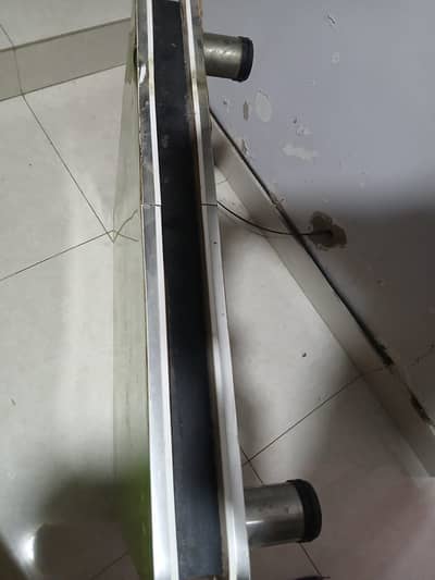 Refrigerator stand / chocki