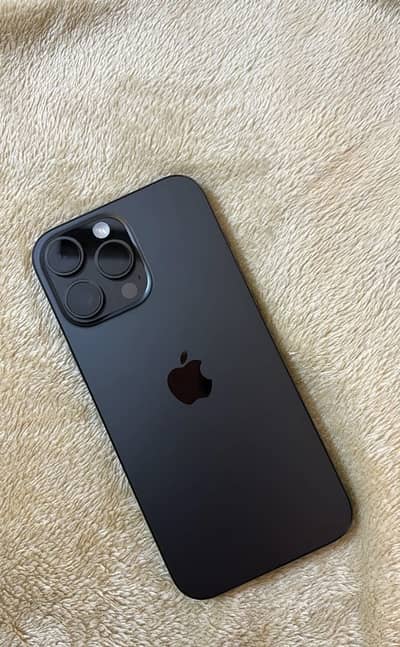 Iphone 16 pro(128 GB)