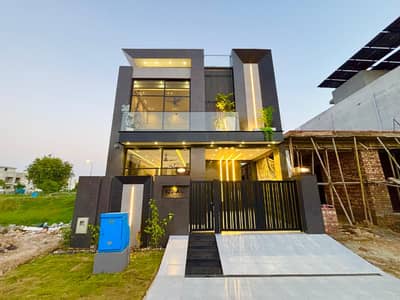 5 marla brand new luxury bungalow for rent in Dha phase 9 town