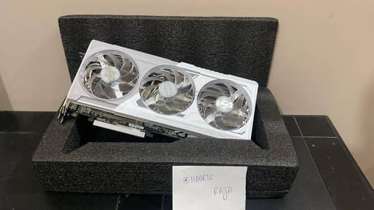 ASRock AMD Radeon RX 9070 XT Steel Legend 16GB OC.