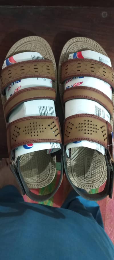 casuals sendal  brown