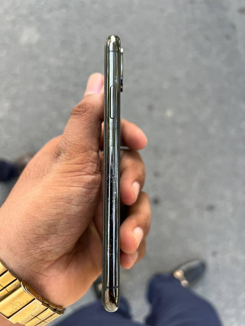 iphone xs 1