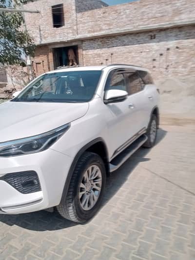 Toyota Fortuner 2022 Automatic
