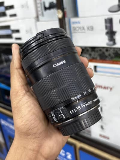 Canon 18-135mm IS Lens - in good condition