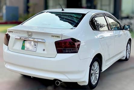 Honda city 1.5 aspire total genuine