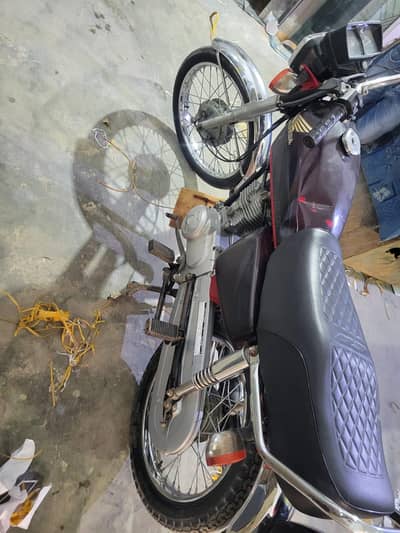 Honda CG 125 2015 model for sale urgent