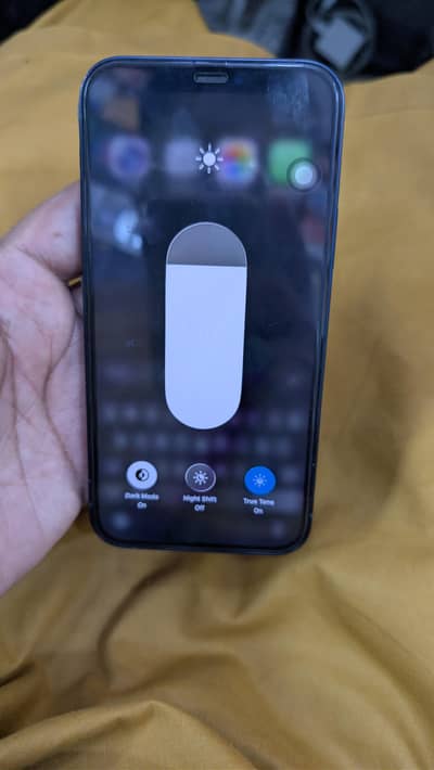 iphone 12jv 64/gb 90%health